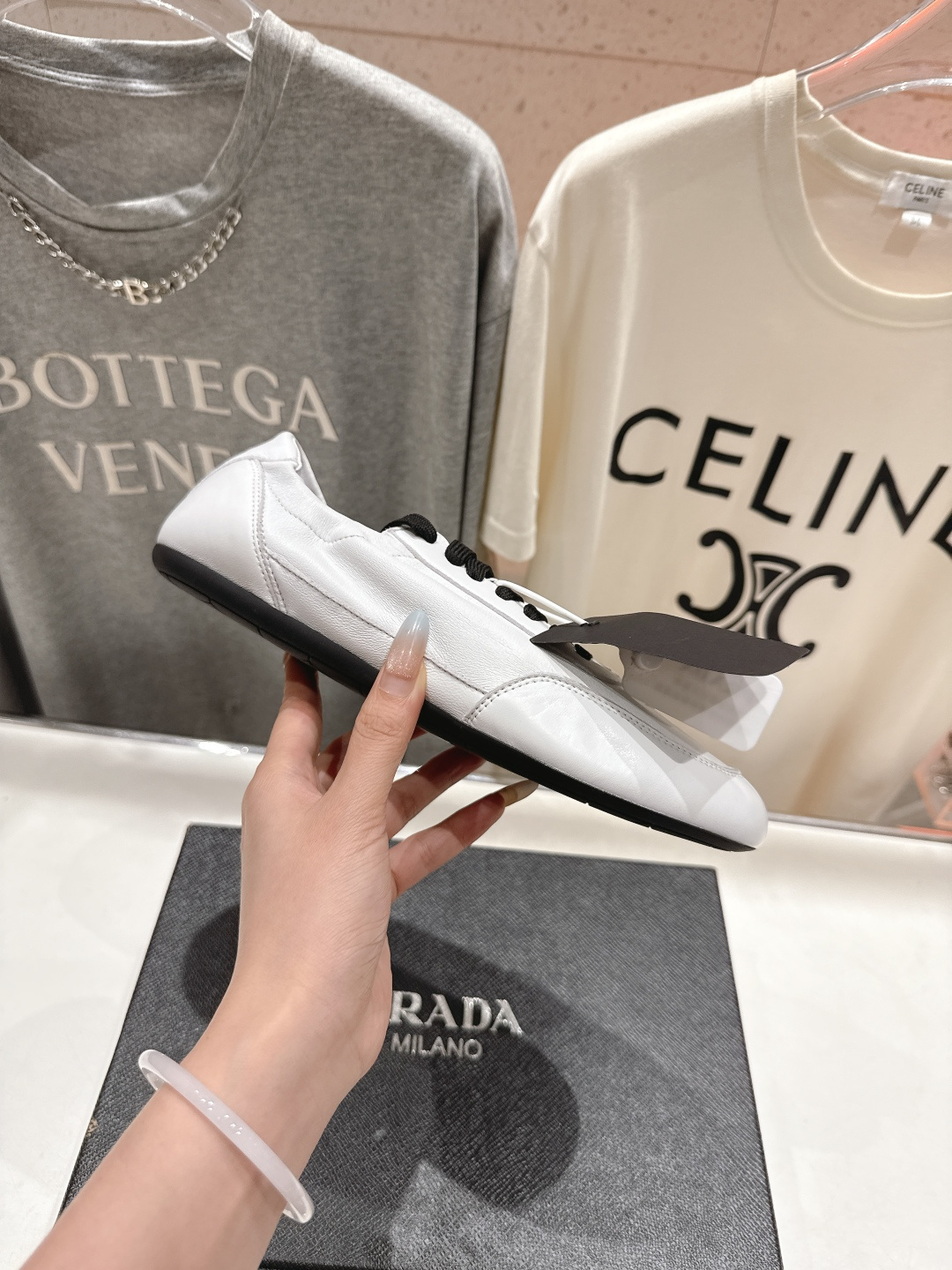 高版本出厂 Prada*普拉达P家F029 25ssfw～new新款系带玛丽珍休闲鞋芭蕾舞鞋，低调奢华懒