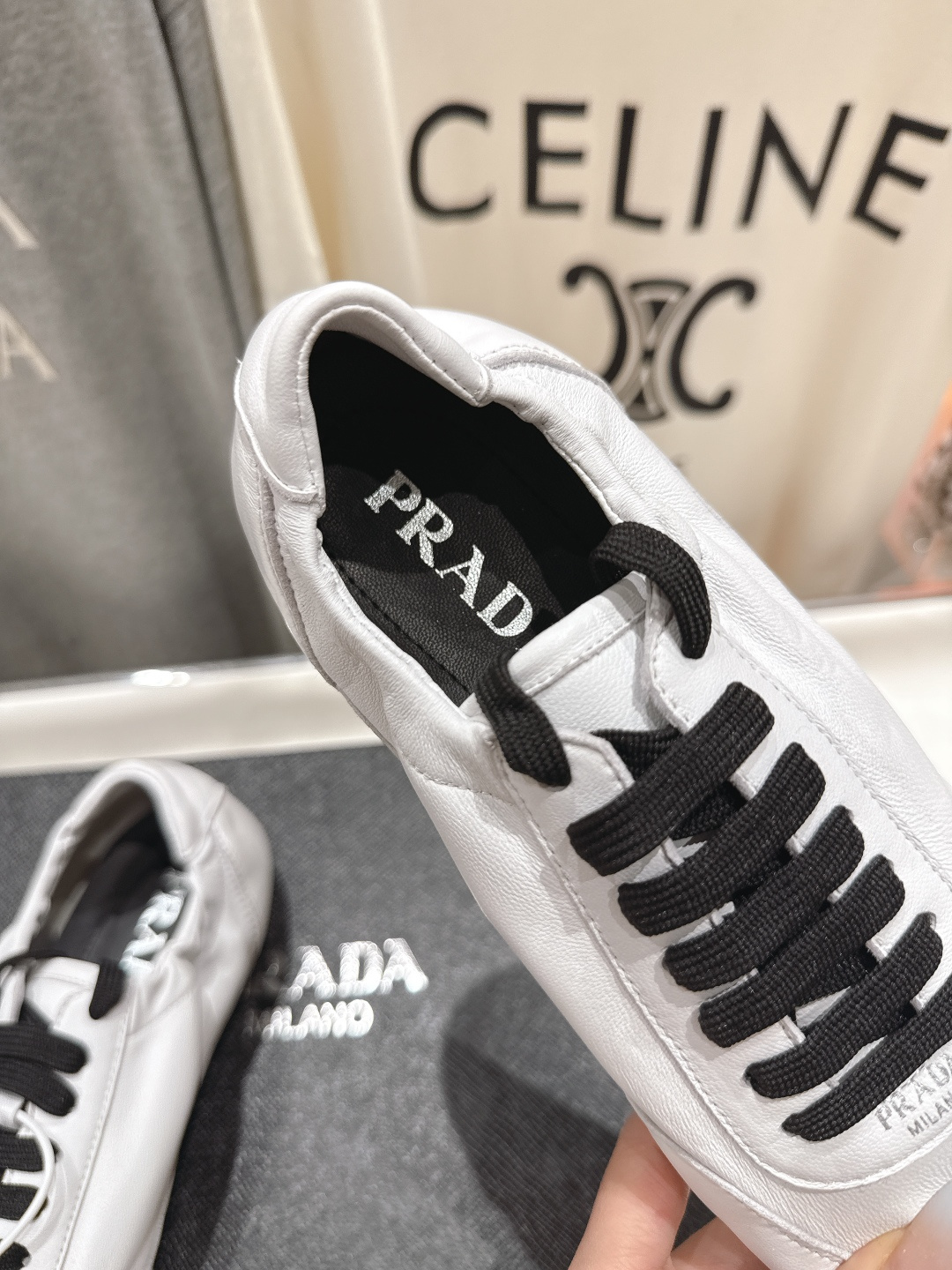 高版本出厂 Prada*普拉达P家F029 25ssfw～new新款系带玛丽珍休闲鞋芭蕾舞鞋，低调奢华懒