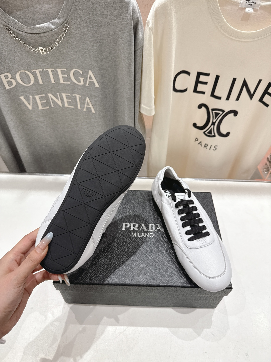 高版本出厂 Prada*普拉达P家F029 25ssfw～new新款系带玛丽珍休闲鞋芭蕾舞鞋，低调奢华懒