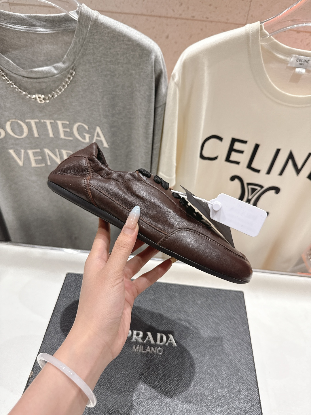 高版本出厂 Prada*普拉达P家F029 25ssfw～new新款系带玛丽珍休闲鞋芭蕾舞鞋，低调奢华懒