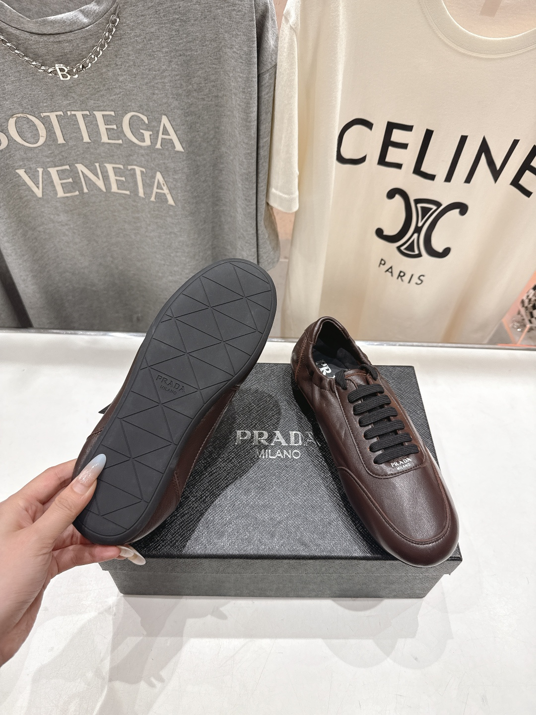高版本出厂 Prada*普拉达P家F029 25ssfw～new新款系带玛丽珍休闲鞋芭蕾舞鞋，低调奢华懒