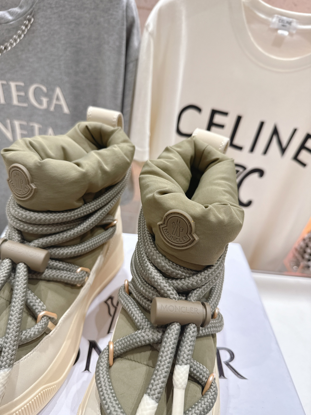 高版本出厂 Moncler/蒙口F029 2025ss秋冬最新款厚底保暖绑带短靴雪地靴奢华与功能的完美融