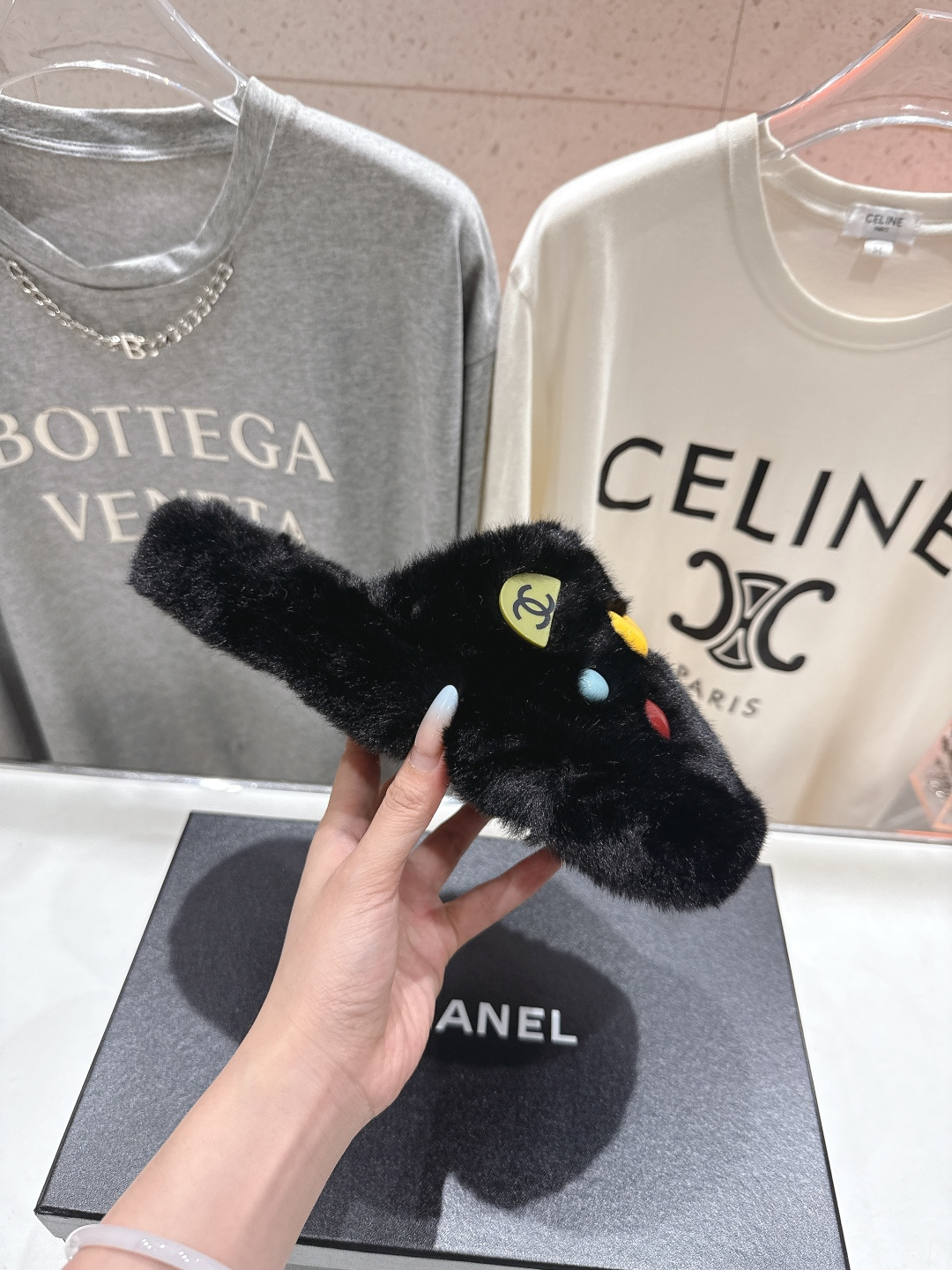 高版本出厂 官网同步.新品毛拖/顶级版本CHANEL*小香F036 2025ss独家爆款系列毛毛拖鞋！秋