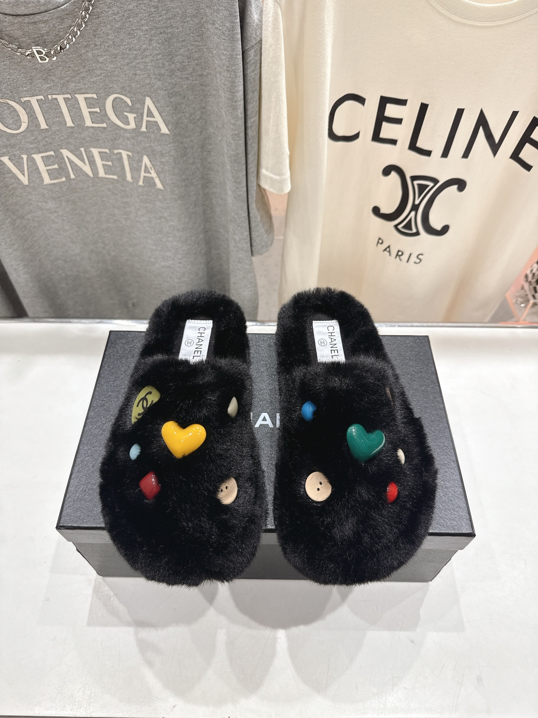 高版本出厂 官网同步.新品毛拖/顶级版本CHANEL*小香F036 2025ss独家爆款系列毛毛拖鞋！秋