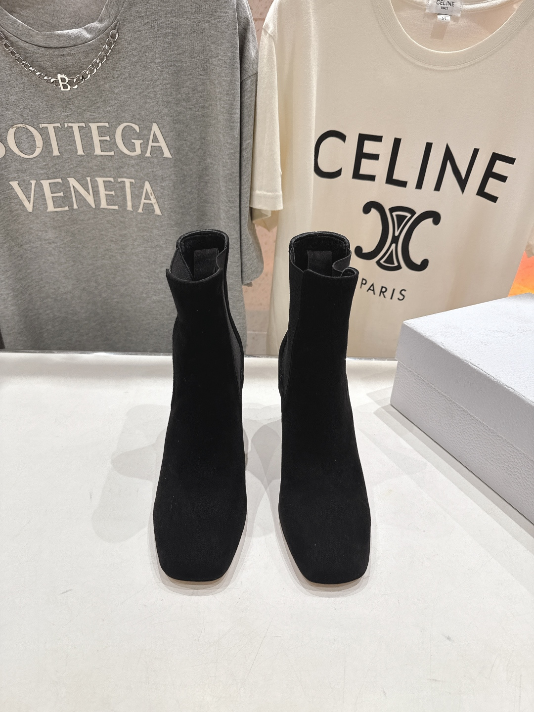 高版本出厂 Dior*迪奥D家F031 2025ss新款️高跟短靴强烈推荐款～气质十足的女王范.最优雅的