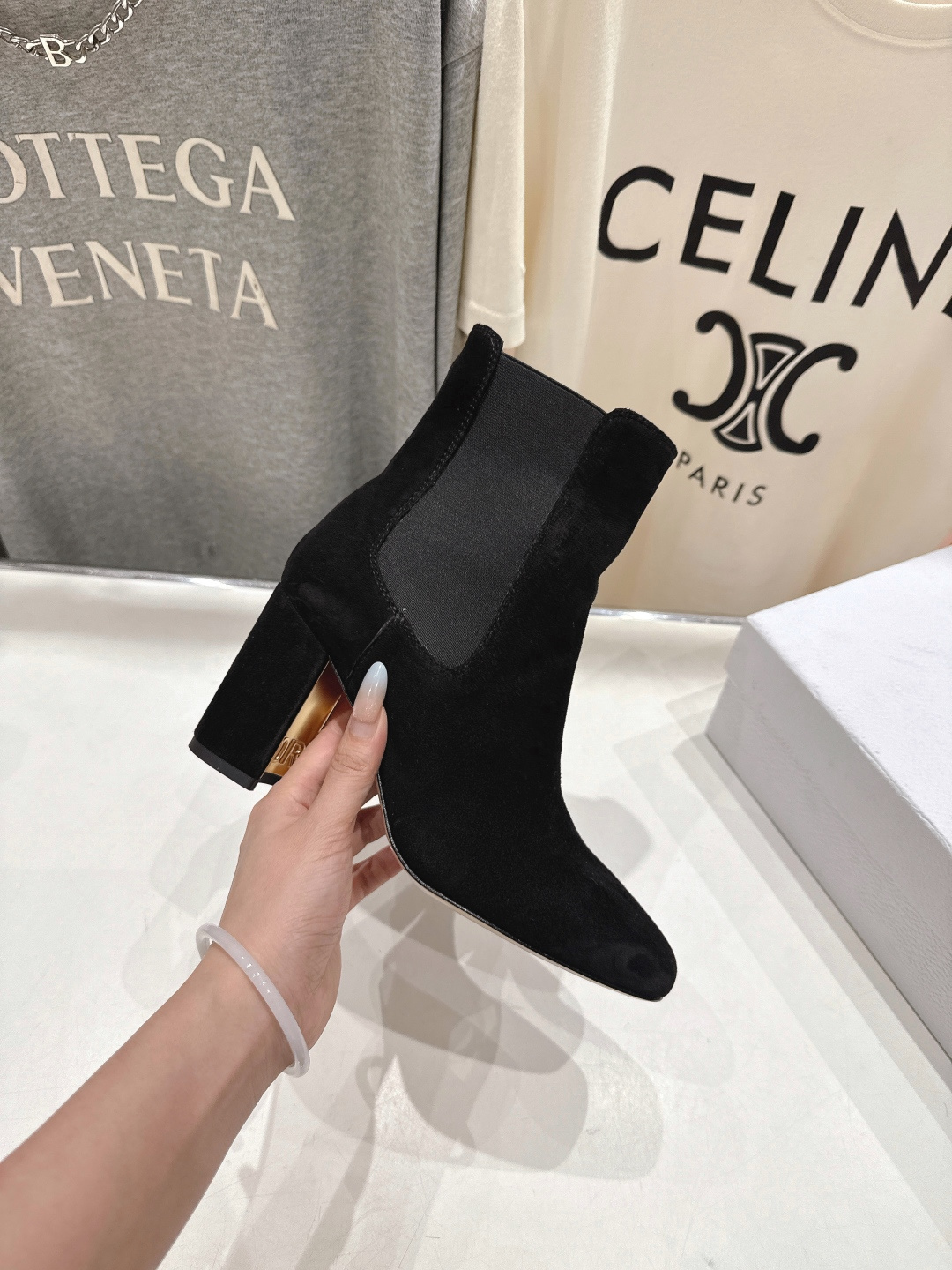 高版本出厂 Dior*迪奥D家F031 2025ss新款️高跟短靴强烈推荐款～气质十足的女王范.最优雅的