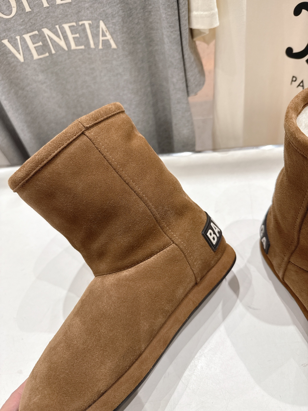 高版本出厂 BALENCIAGA*巴黎世家F022 2025ss秋冬新款羊毛短靴雪地靴冬日凛凛🏂🏻不可缺