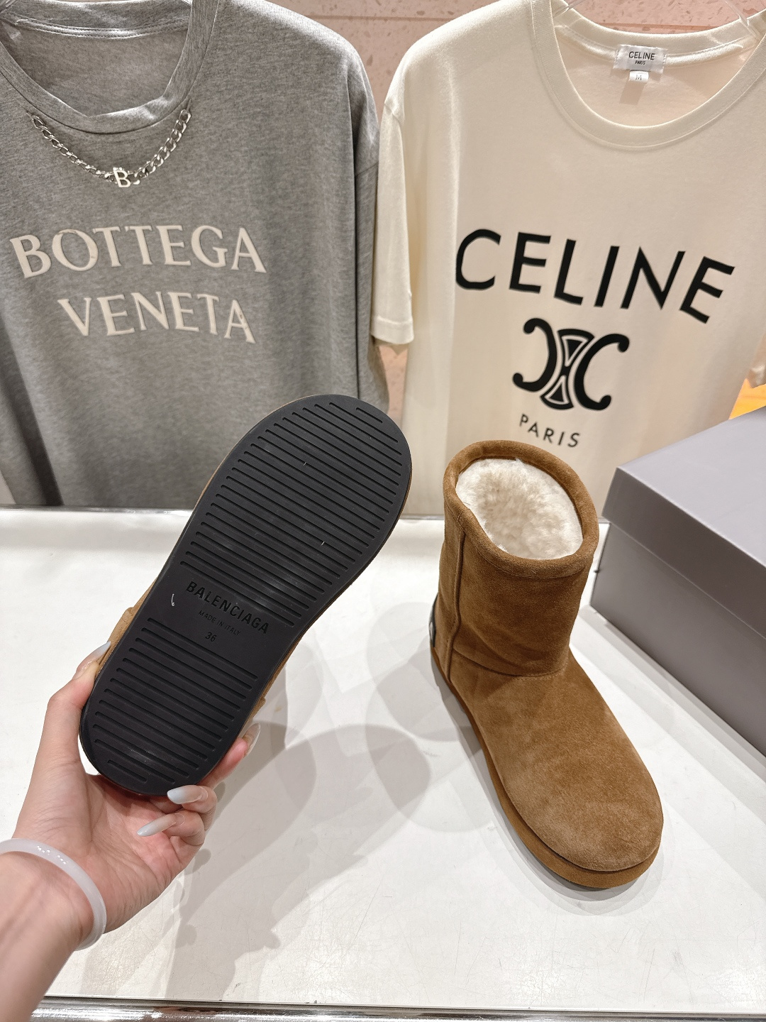 高版本出厂 BALENCIAGA*巴黎世家F022 2025ss秋冬新款羊毛短靴雪地靴冬日凛凛🏂🏻不可缺