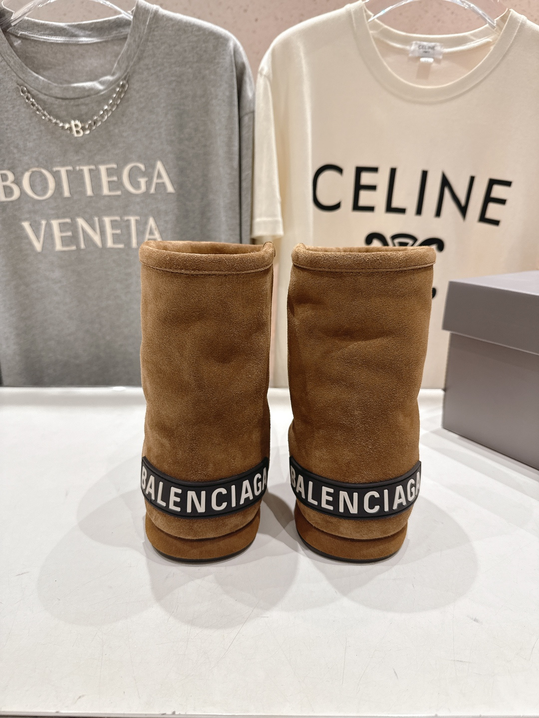 高版本出厂 BALENCIAGA*巴黎世家F022 2025ss秋冬新款羊毛短靴雪地靴冬日凛凛🏂🏻不可缺