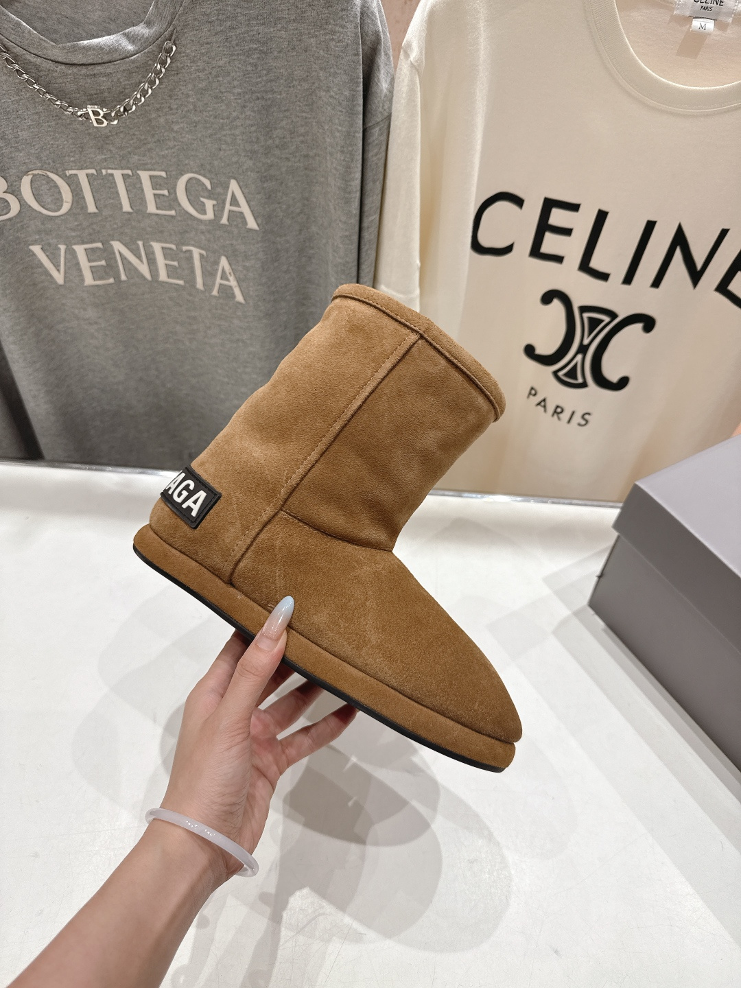 高版本出厂 BALENCIAGA*巴黎世家F022 2025ss秋冬新款羊毛短靴雪地靴冬日凛凛🏂🏻不可缺