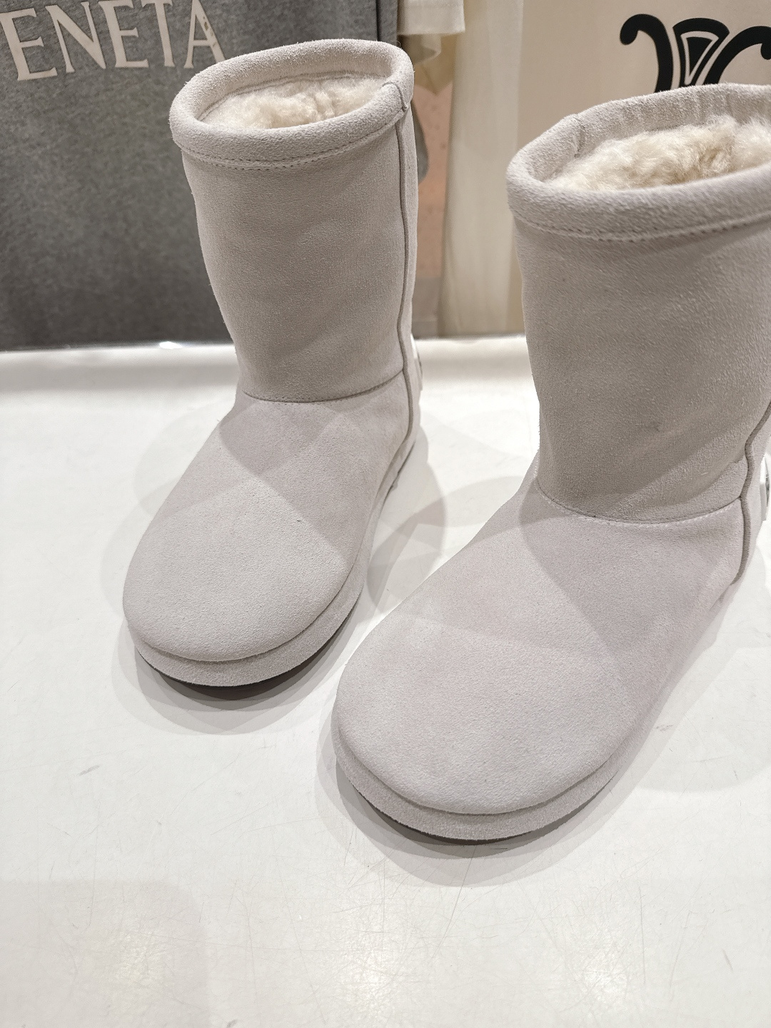 高版本出厂 BALENCIAGA*巴黎世家F022 2025ss秋冬新款羊毛短靴雪地靴冬日凛凛🏂🏻不可缺