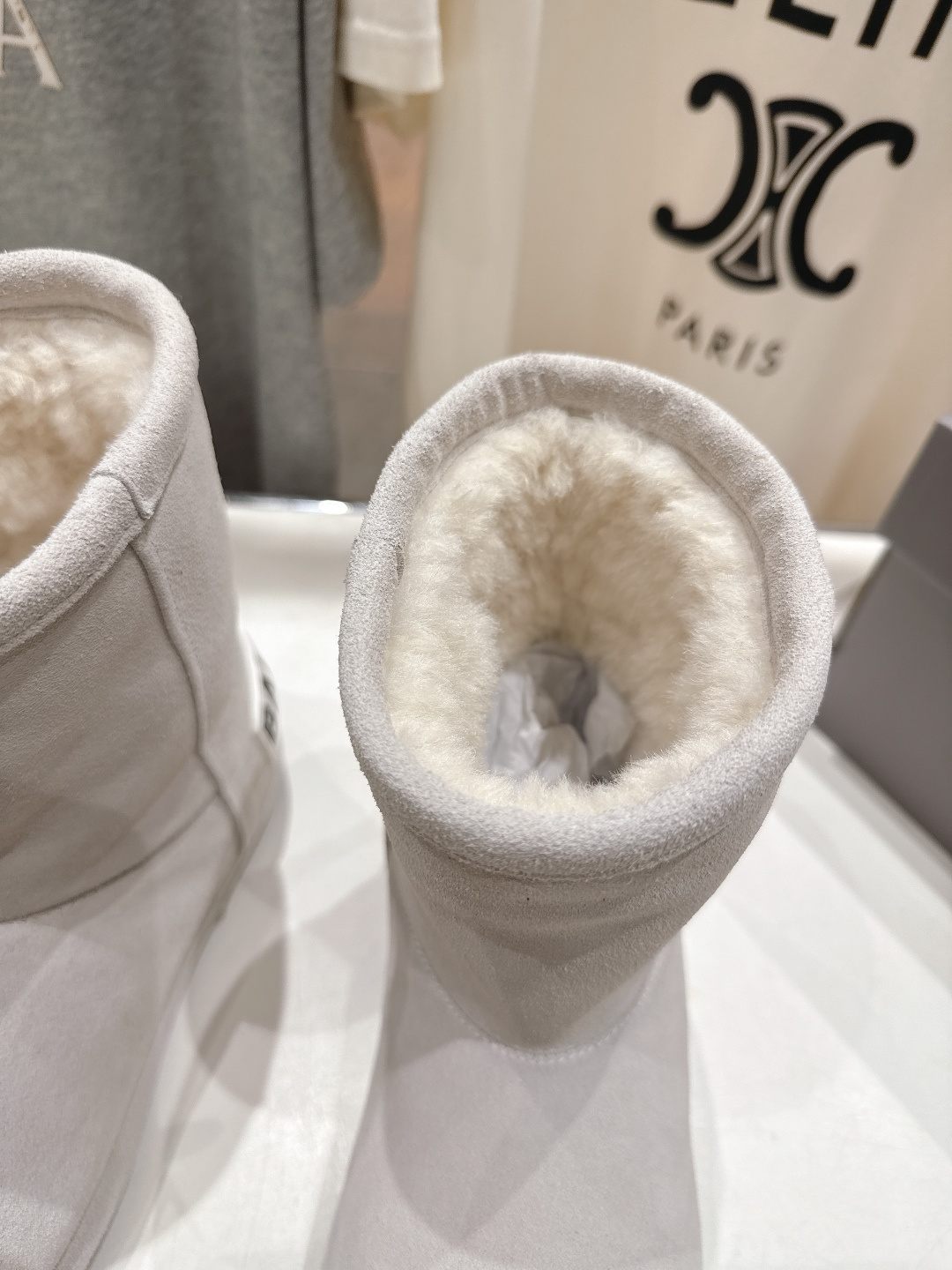 高版本出厂 BALENCIAGA*巴黎世家F022 2025ss秋冬新款羊毛短靴雪地靴冬日凛凛🏂🏻不可缺