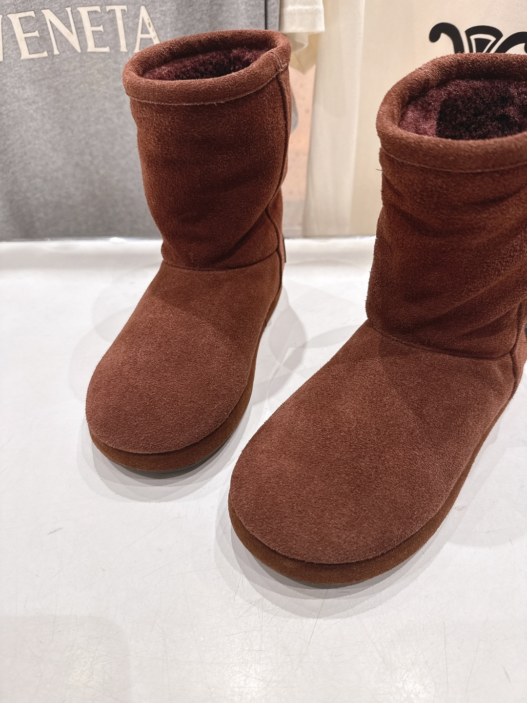 高版本出厂 BALENCIAGA*巴黎世家F022 2025ss秋冬新款羊毛短靴雪地靴冬日凛凛🏂🏻不可缺