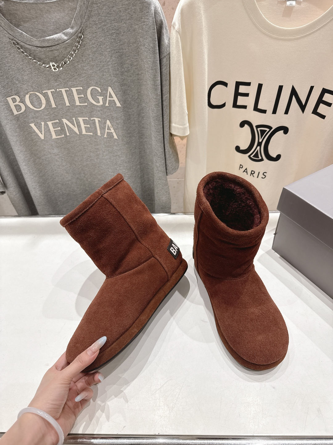 高版本出厂 BALENCIAGA*巴黎世家F022 2025ss秋冬新款羊毛短靴雪地靴冬日凛凛🏂🏻不可缺