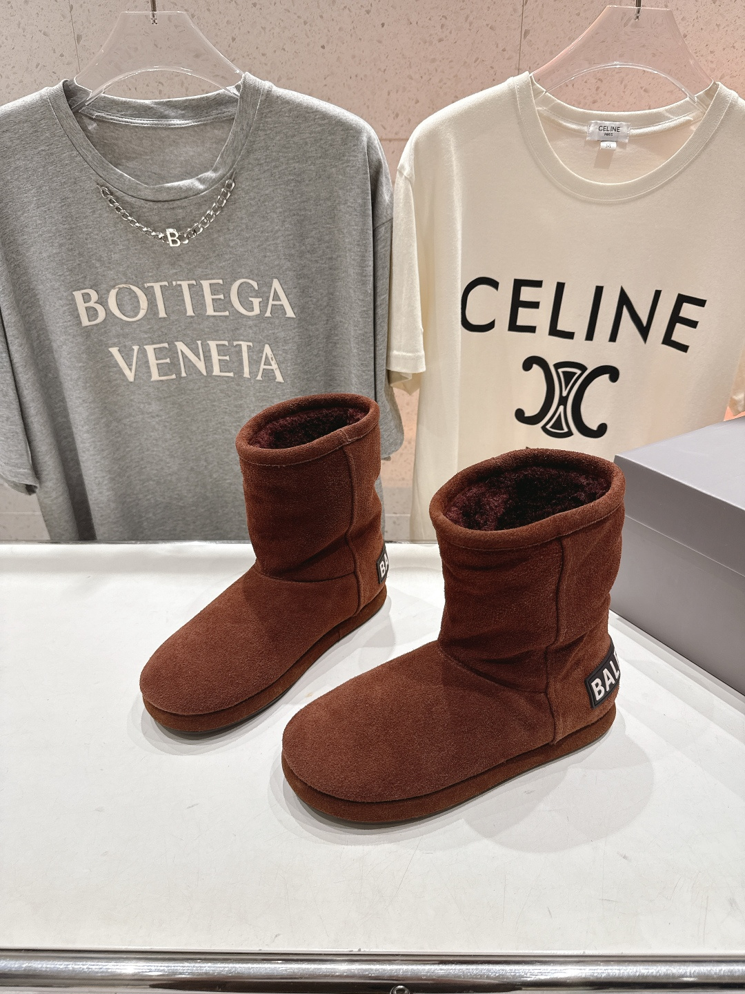 高版本出厂 BALENCIAGA*巴黎世家F022 2025ss秋冬新款羊毛短靴雪地靴冬日凛凛🏂🏻不可缺