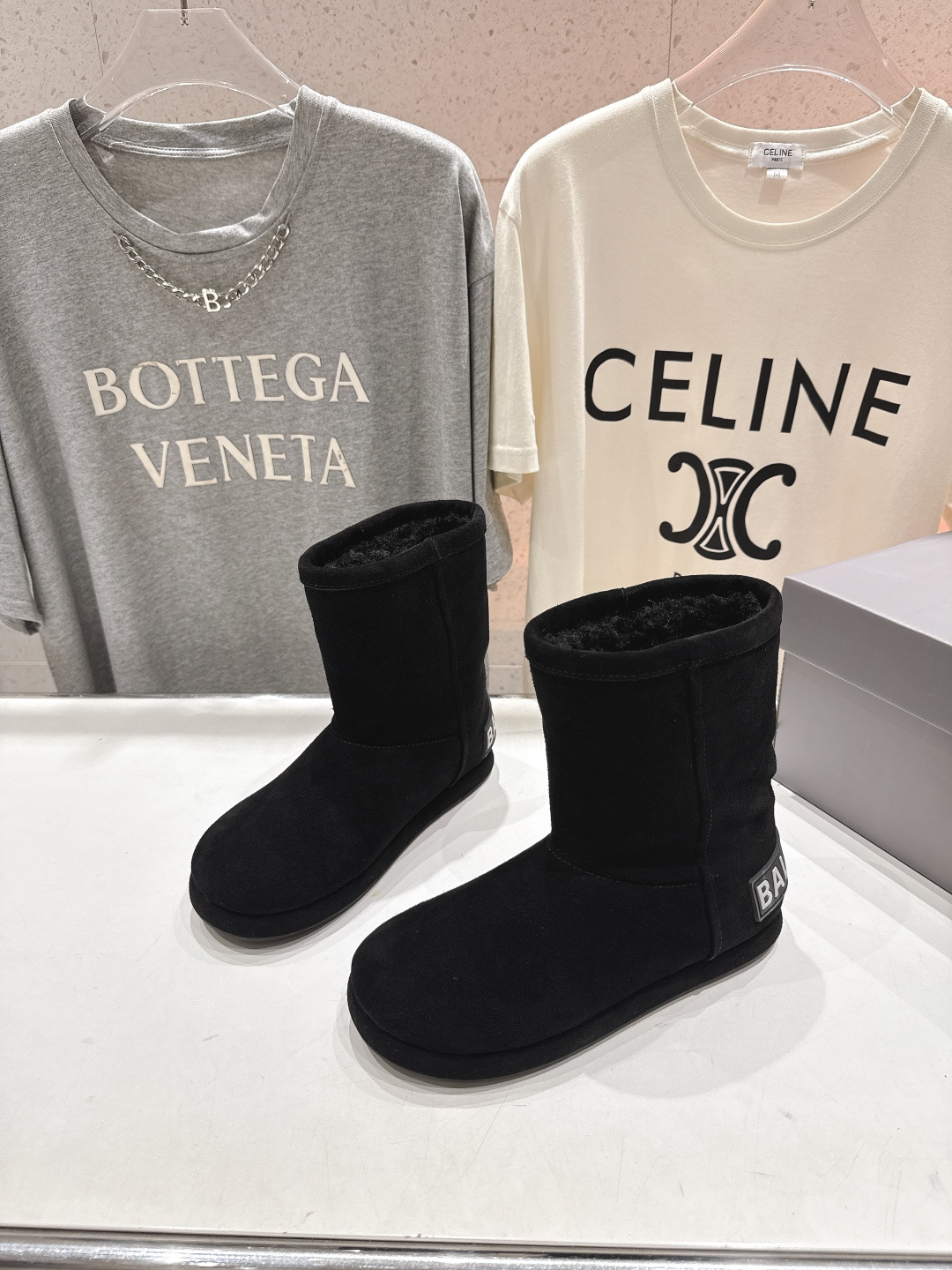 高版本出厂 BALENCIAGA*巴黎世家F022 2025ss秋冬新款羊毛短靴雪地靴冬日凛凛🏂🏻不可缺