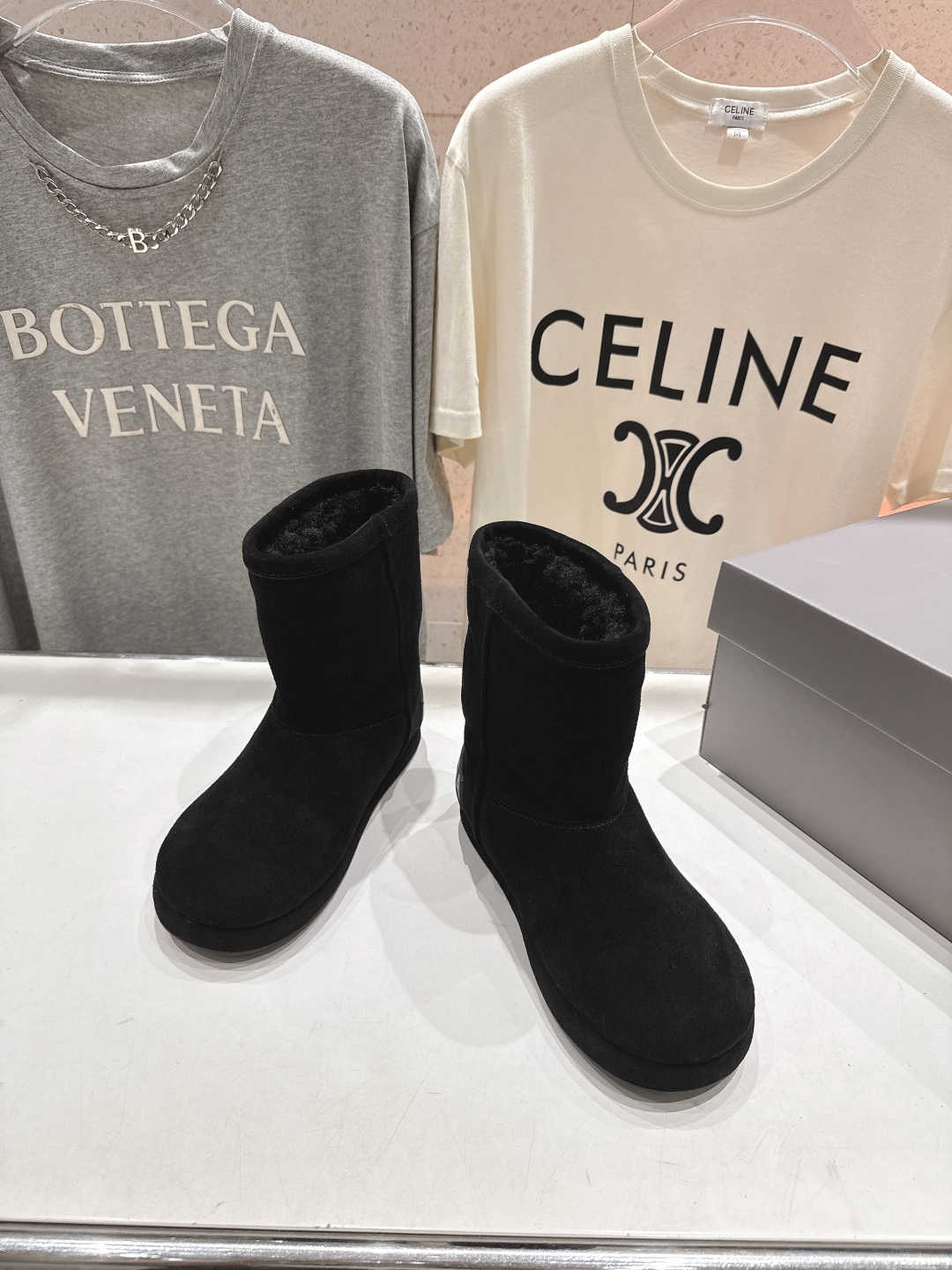 高版本出厂 BALENCIAGA*巴黎世家F022 2025ss秋冬新款羊毛短靴雪地靴冬日凛凛🏂🏻不可缺