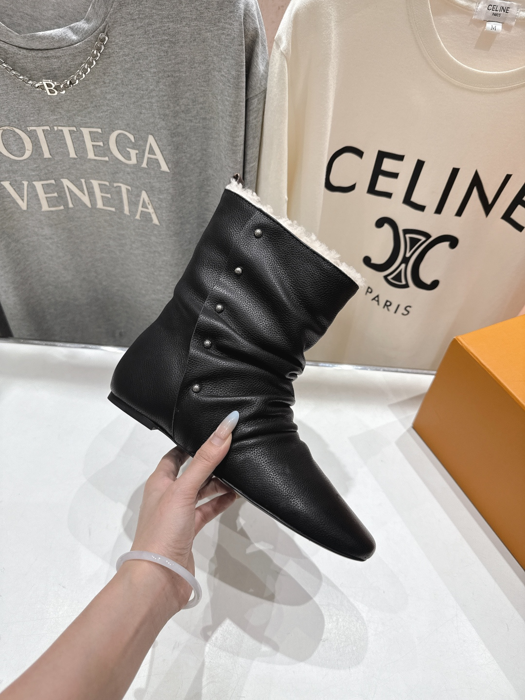 高版本出厂 LOUIS VUITTON 25ss LV驴牌秋冬新款保暖短靴雪地靴楦型百搭瘦脚yyds.造