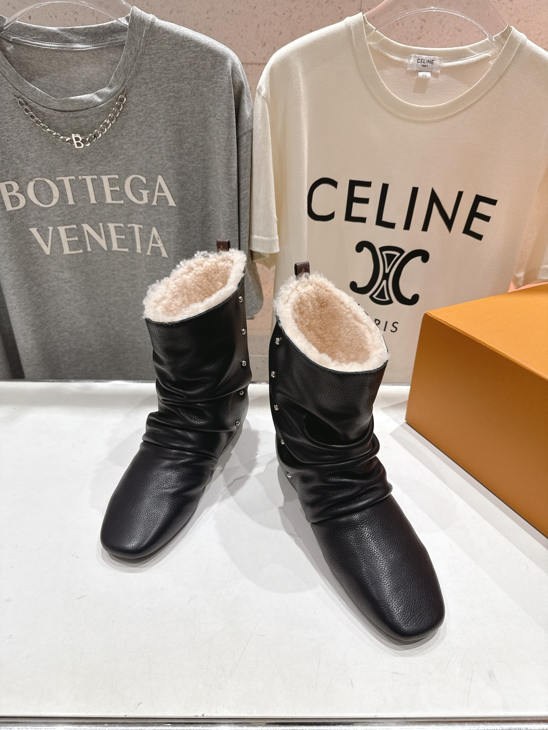 高版本出厂 LOUIS VUITTON 25ss LV驴牌秋冬新款保暖短靴雪地靴楦型百搭瘦脚yyds.造