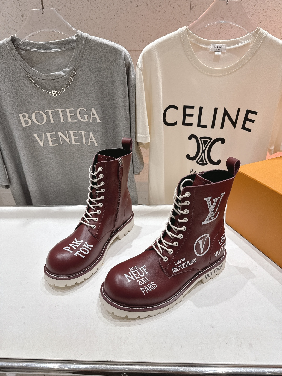 高版本出厂 情侣款 LOUIS VUITTON 25ss LV驴牌新款系带情侣英伦风帅气马丁靴短靴楦型百