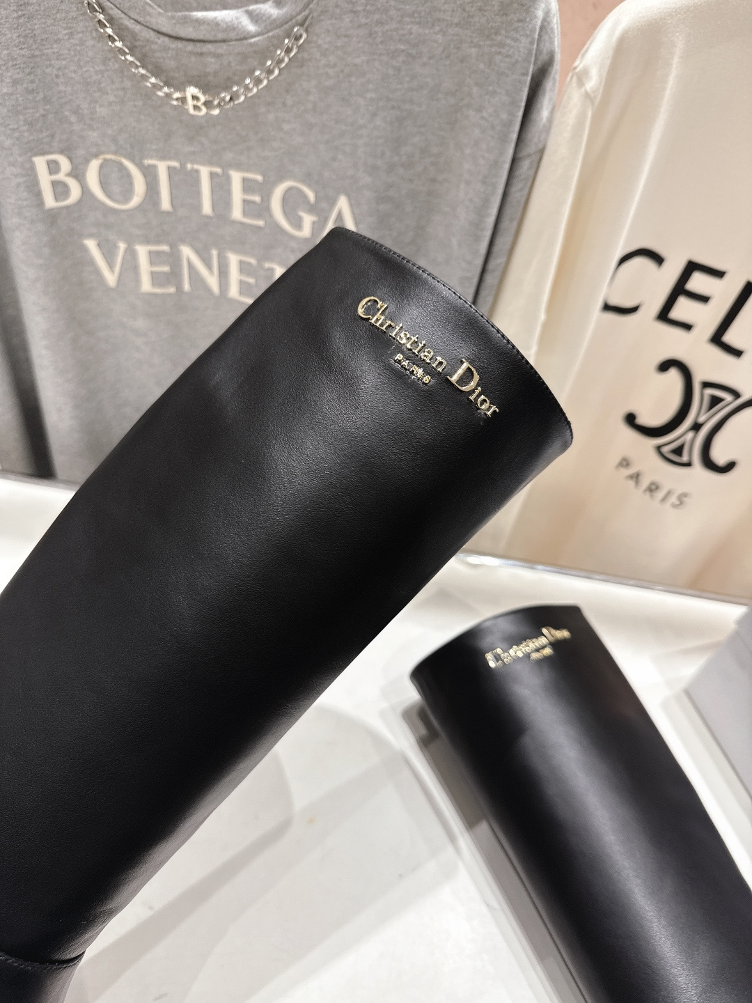 高版本出厂 Dior*迪奥D家F031 2025ss秋冬新款️平底长靴，强烈推荐款～气质十足的女王范.最