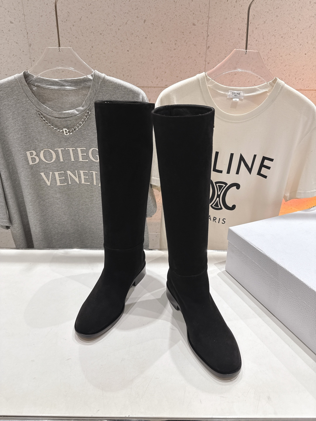 高版本出厂 Dior*迪奥D家F031 2025ss秋冬新款️平底长靴，强烈推荐款～气质十足的女王范.最