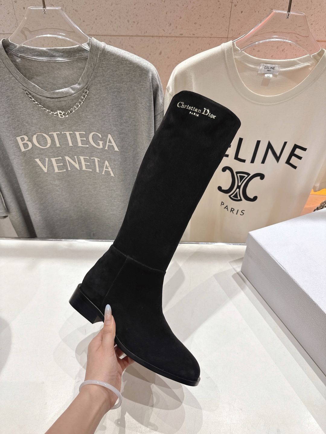 高版本出厂 Dior*迪奥D家F031 2025ss秋冬新款️平底长靴，强烈推荐款～气质十足的女王范.最
