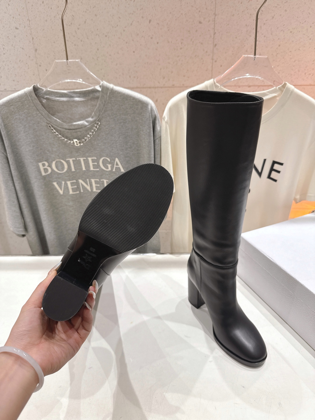 高版本出厂 Dior*迪奥D家F031 2025ss秋冬新款️高跟长靴，强烈推荐款～气质十足的女王范.最