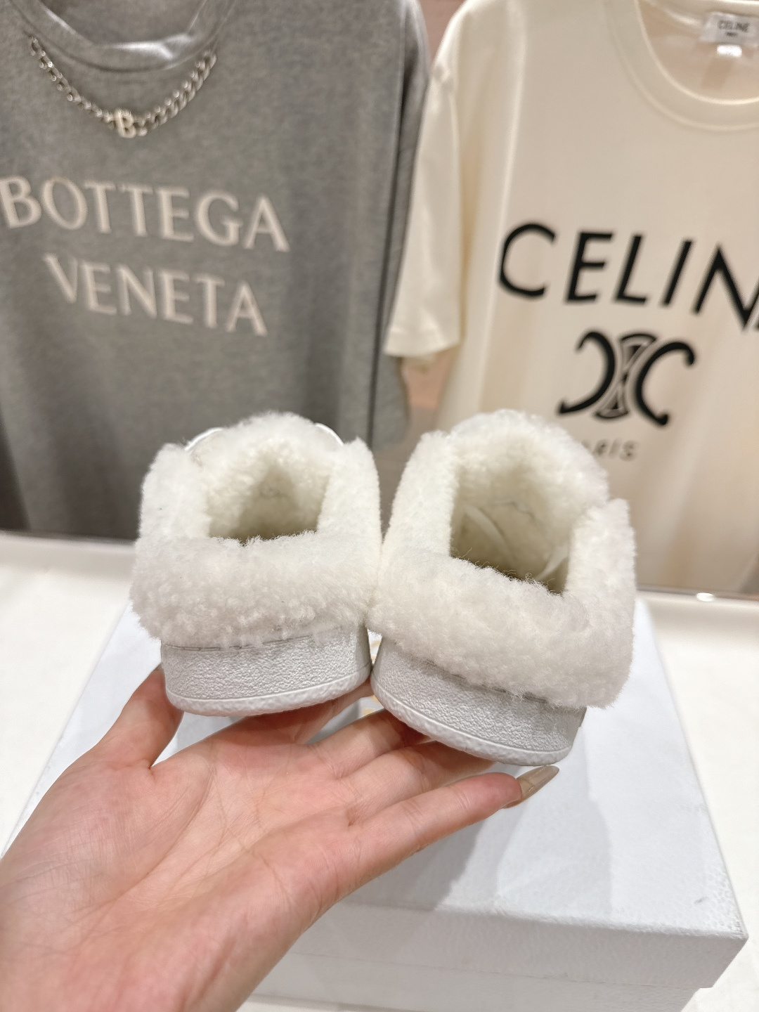 市场高版本 Dior Star 迪奥D家F037 2025ss秋冬新款半拖羊毛里休闲鞋小白鞋延续经久不衰