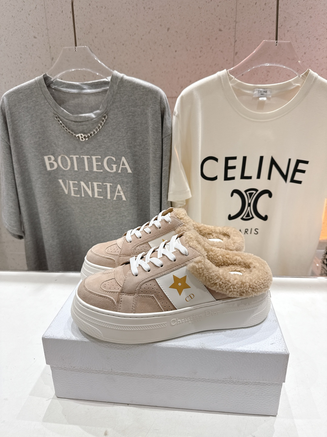 市场高版本 厚底 Dior Star 迪奥D家F037 2025ss秋冬新款半拖厚底羊毛里休闲鞋小白鞋延