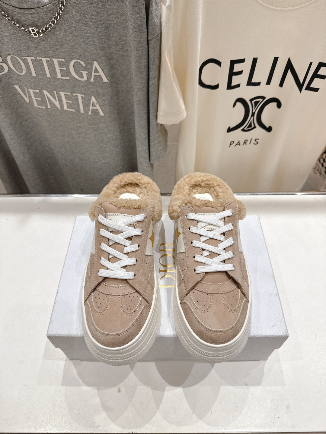 市场高版本 厚底 Dior Star 迪奥D家F037 2025ss秋冬新款半拖厚底羊毛里休闲鞋小白鞋延