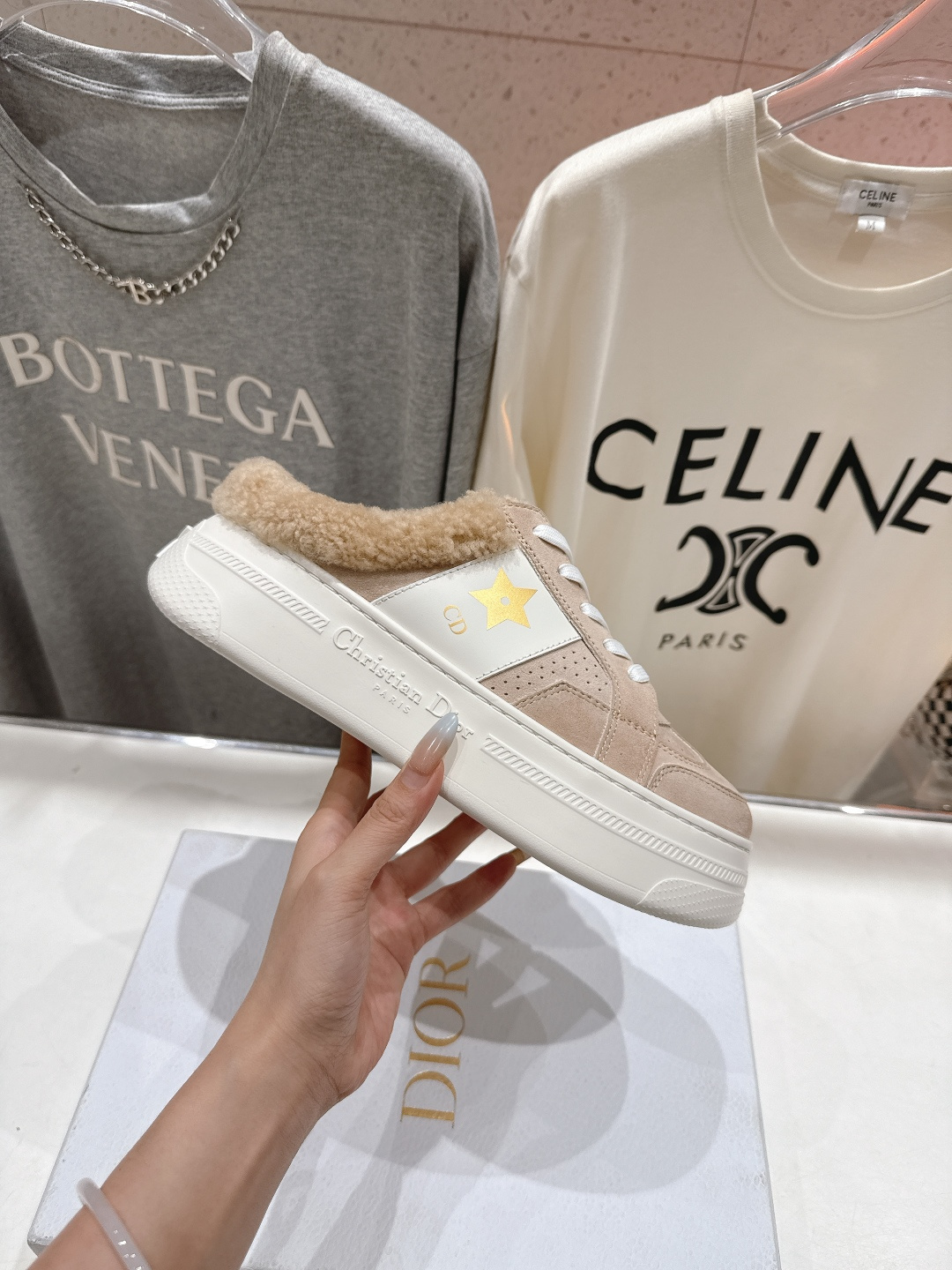 市场高版本 厚底 Dior Star 迪奥D家F037 2025ss秋冬新款半拖厚底羊毛里休闲鞋小白鞋延