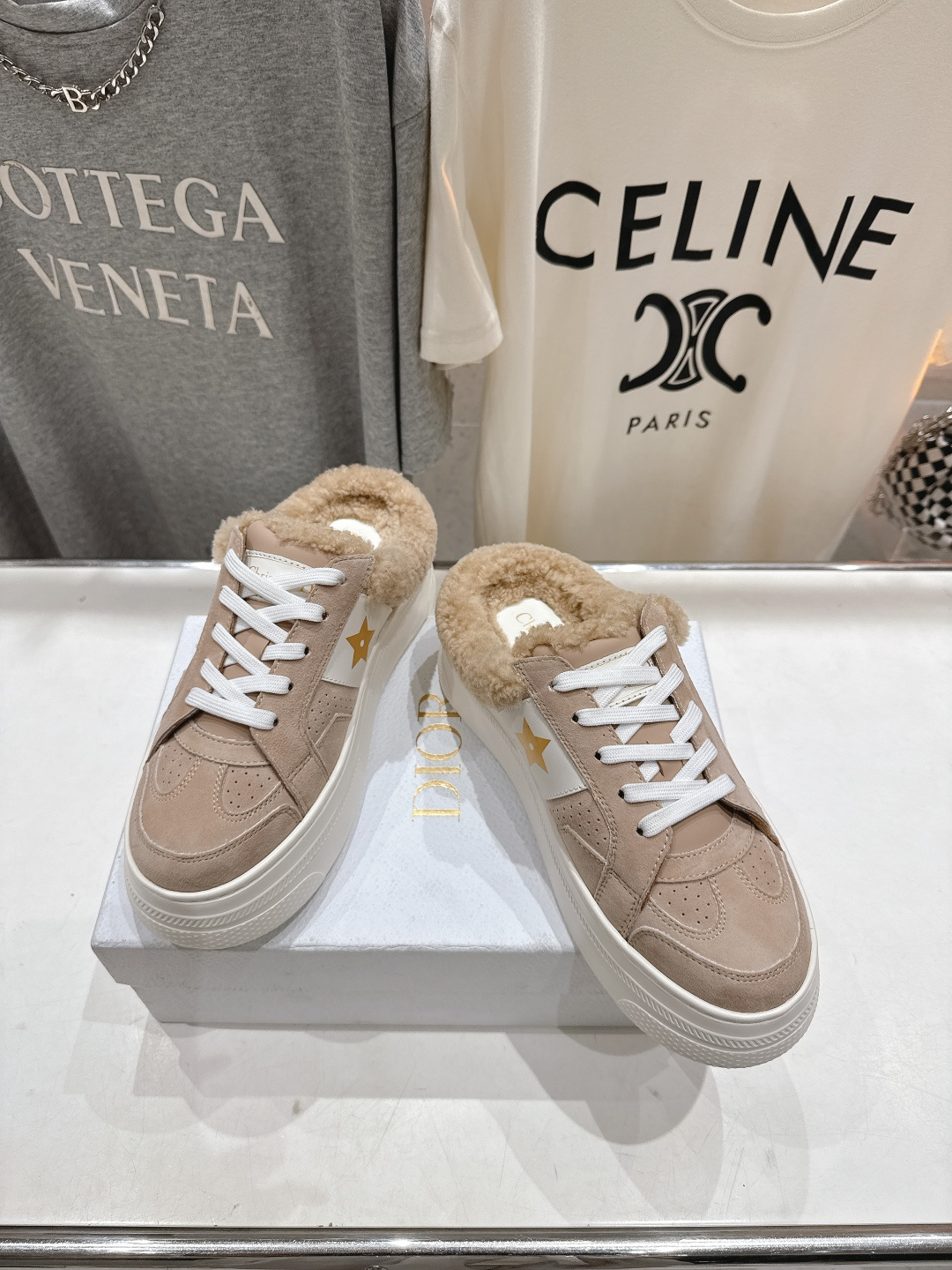 市场高版本 厚底 Dior Star 迪奥D家F037 2025ss秋冬新款半拖厚底羊毛里休闲鞋小白鞋延