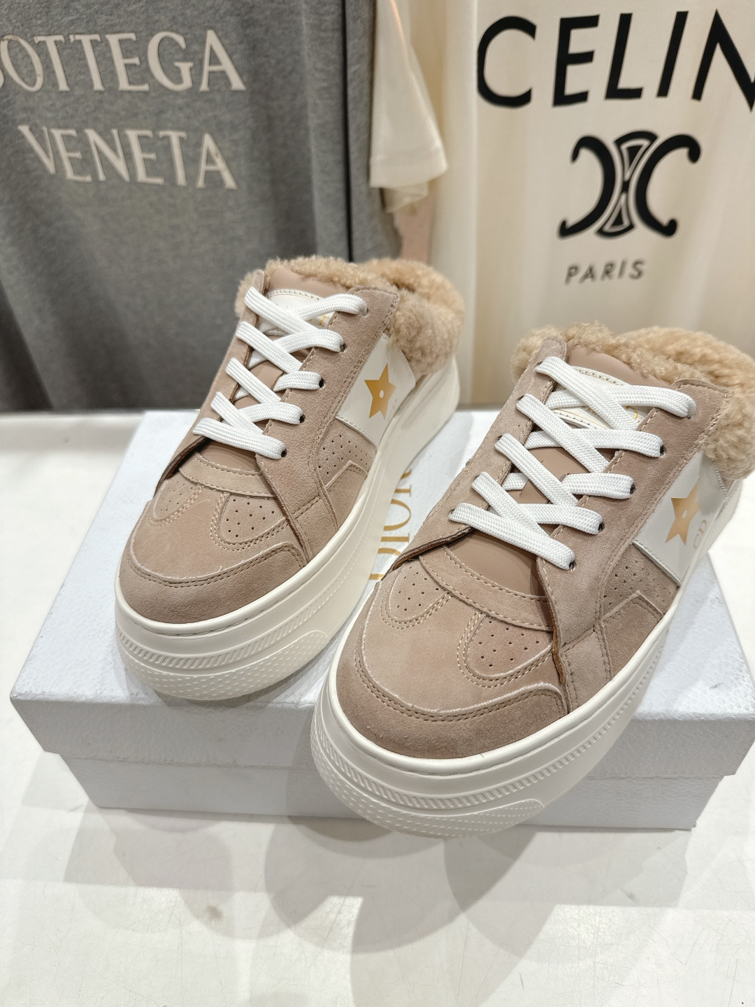市场高版本 厚底 Dior Star 迪奥D家F037 2025ss秋冬新款半拖厚底羊毛里休闲鞋小白鞋延