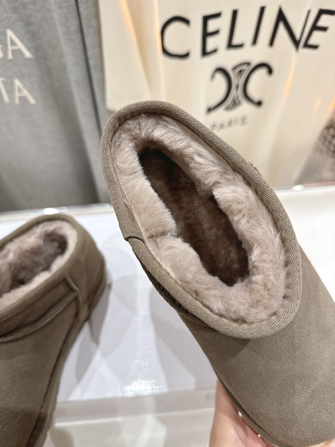 高版本出厂 Loewe/罗意威F036 25ss冬季最新毛里雪地靴毛毛靴小短靴～顶级版本 罗意威毛毛靴这