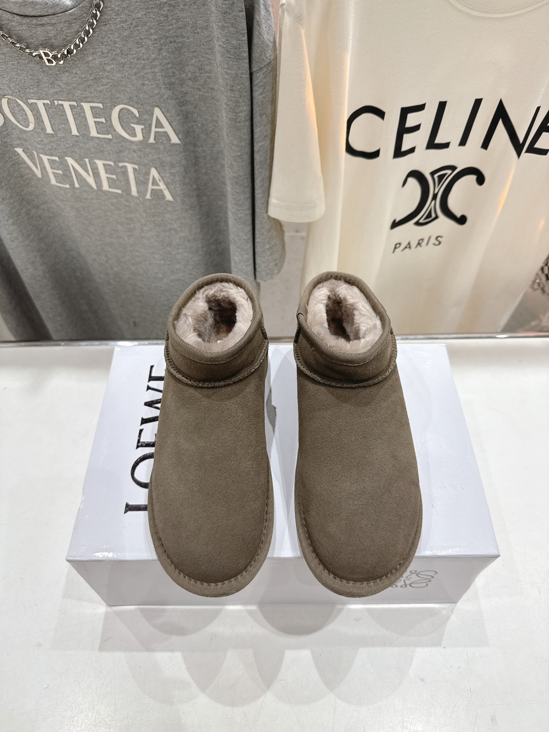 高版本出厂 Loewe/罗意威F036 25ss冬季最新毛里雪地靴毛毛靴小短靴～顶级版本 罗意威毛毛靴这