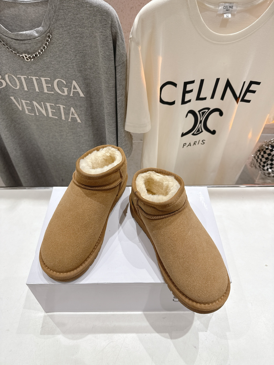 高版本出厂 Loewe/罗意威F036 25ss冬季最新毛里雪地靴毛毛靴小短靴～顶级版本 罗意威毛毛靴这