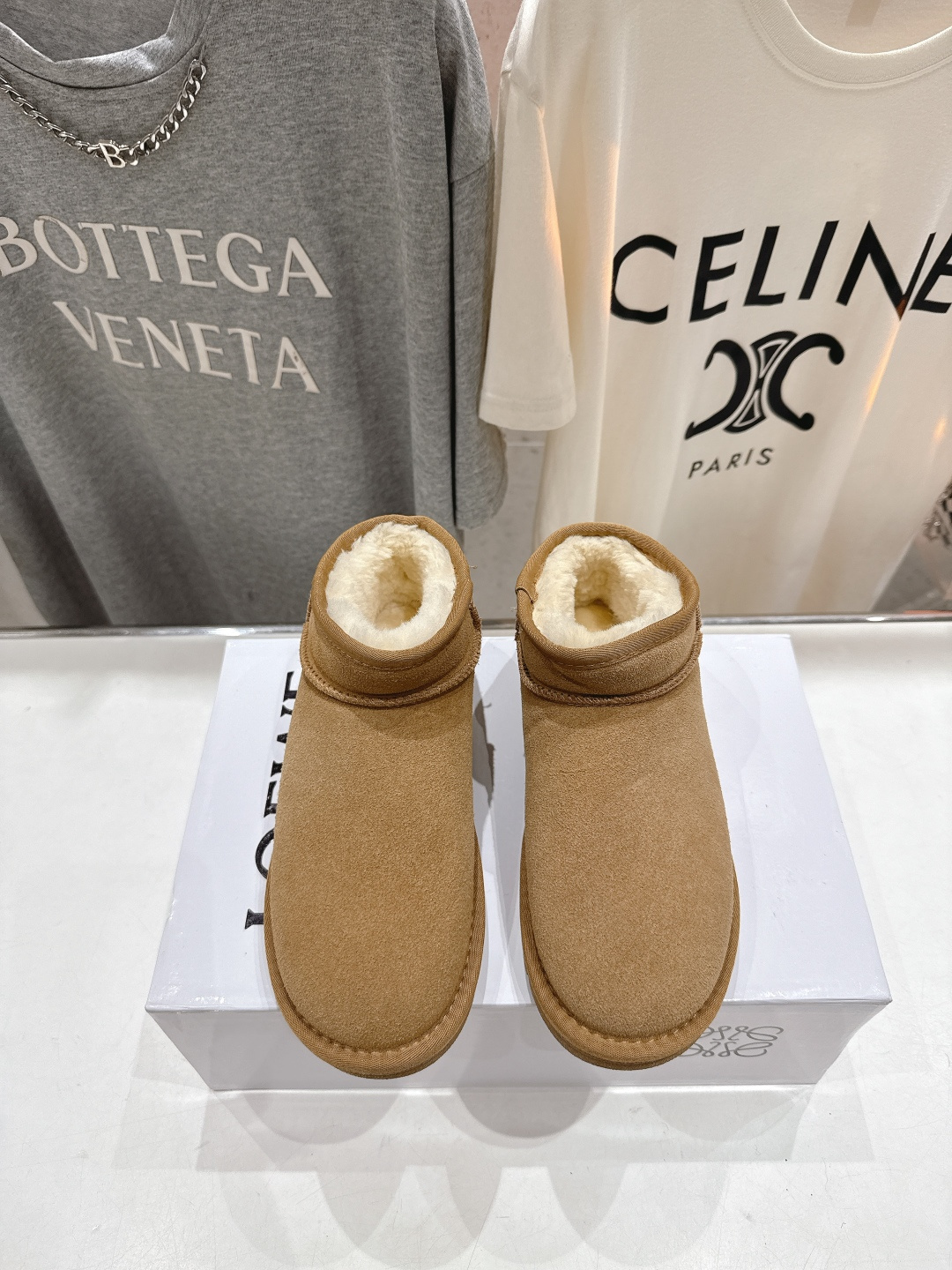 高版本出厂 Loewe/罗意威F036 25ss冬季最新毛里雪地靴毛毛靴小短靴～顶级版本 罗意威毛毛靴这