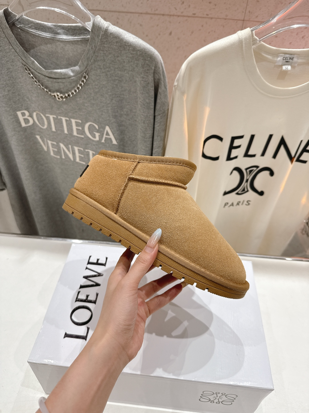 高版本出厂 Loewe/罗意威F036 25ss冬季最新毛里雪地靴毛毛靴小短靴～顶级版本 罗意威毛毛靴这