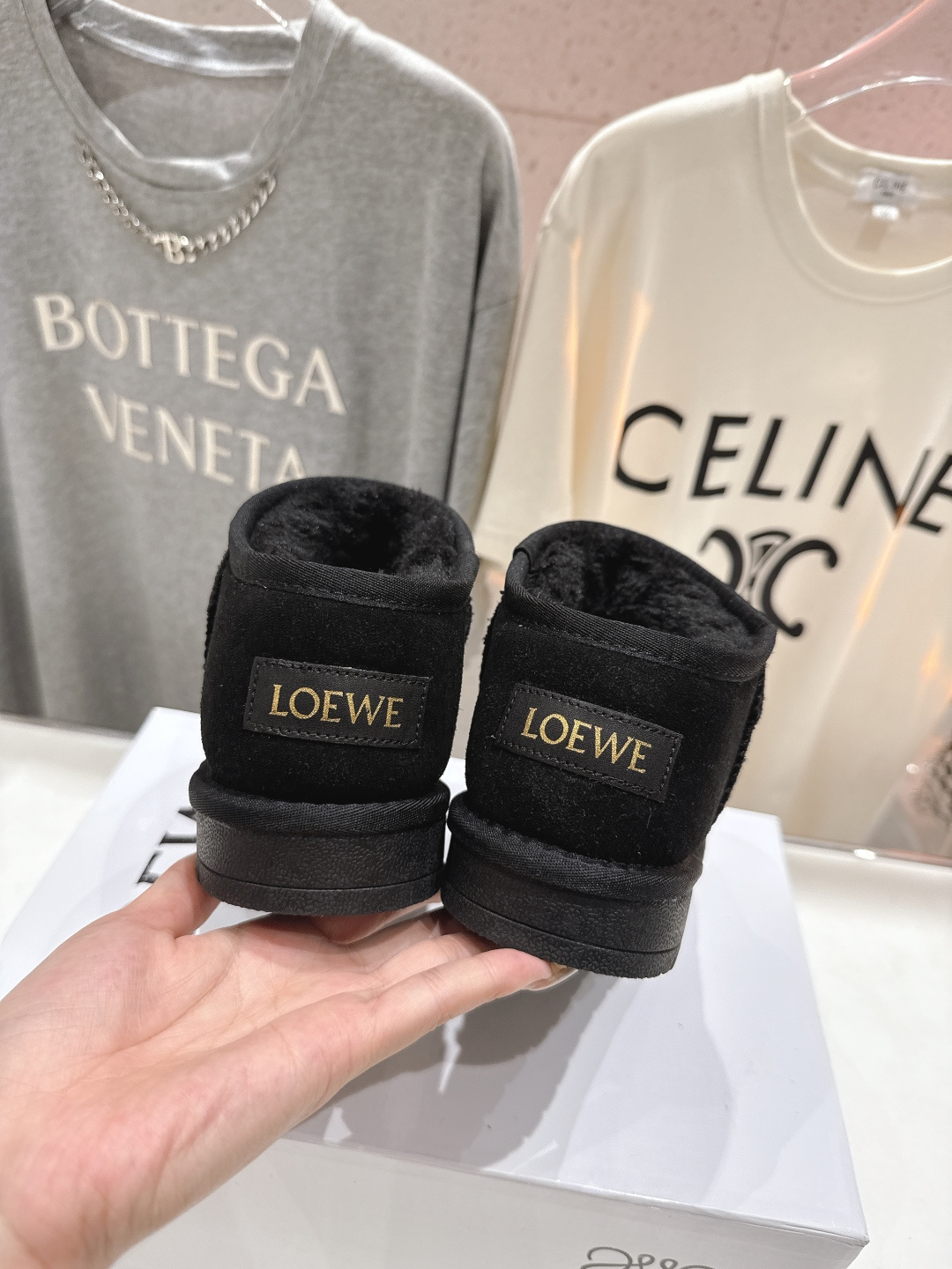 高版本出厂 Loewe/罗意威F036 25ss冬季最新毛里雪地靴毛毛靴小短靴～顶级版本 罗意威毛毛靴这