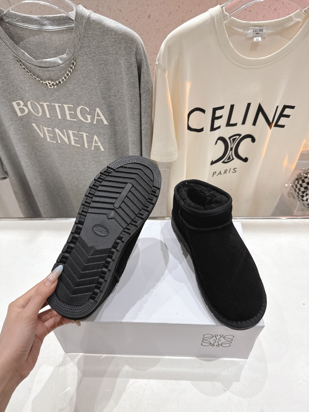 高版本出厂 Loewe/罗意威F036 25ss冬季最新毛里雪地靴毛毛靴小短靴～顶级版本 罗意威毛毛靴这