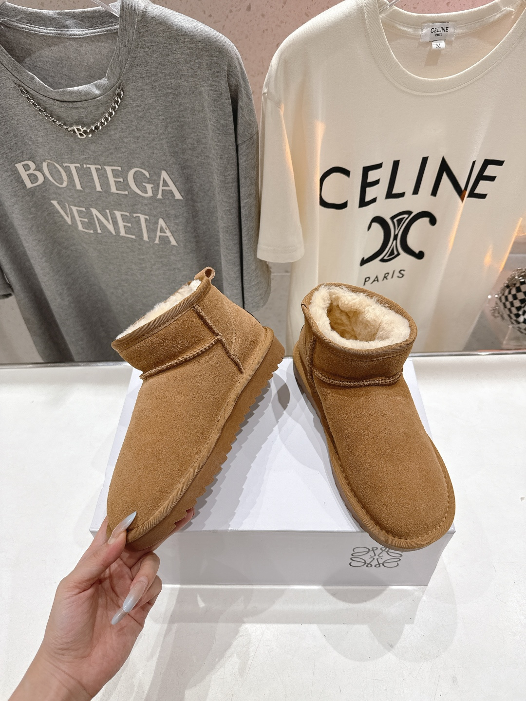 高版本出厂 Loewe/罗意威F036 25ss冬季最新毛里雪地靴毛毛靴小短靴～顶级版本 罗意威毛毛靴这