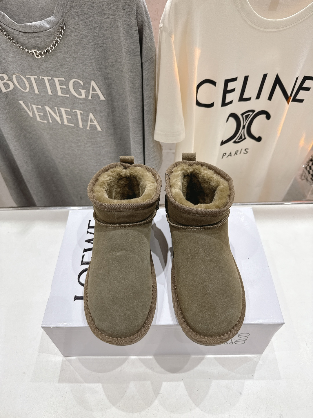 高版本出厂 Loewe/罗意威F036 25ss冬季最新毛里雪地靴毛毛靴小短靴～顶级版本 罗意威毛毛靴这