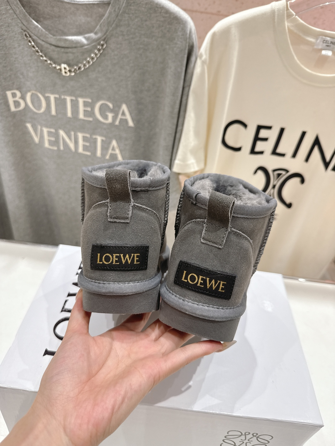 高版本出厂 Loewe/罗意威F036 25ss冬季最新毛里雪地靴毛毛靴小短靴～顶级版本 罗意威毛毛靴这
