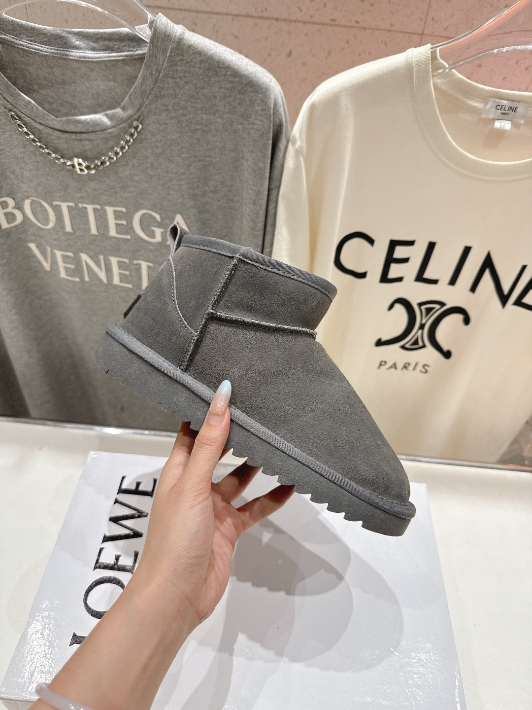 高版本出厂 Loewe/罗意威F036 25ss冬季最新毛里雪地靴毛毛靴小短靴～顶级版本 罗意威毛毛靴这