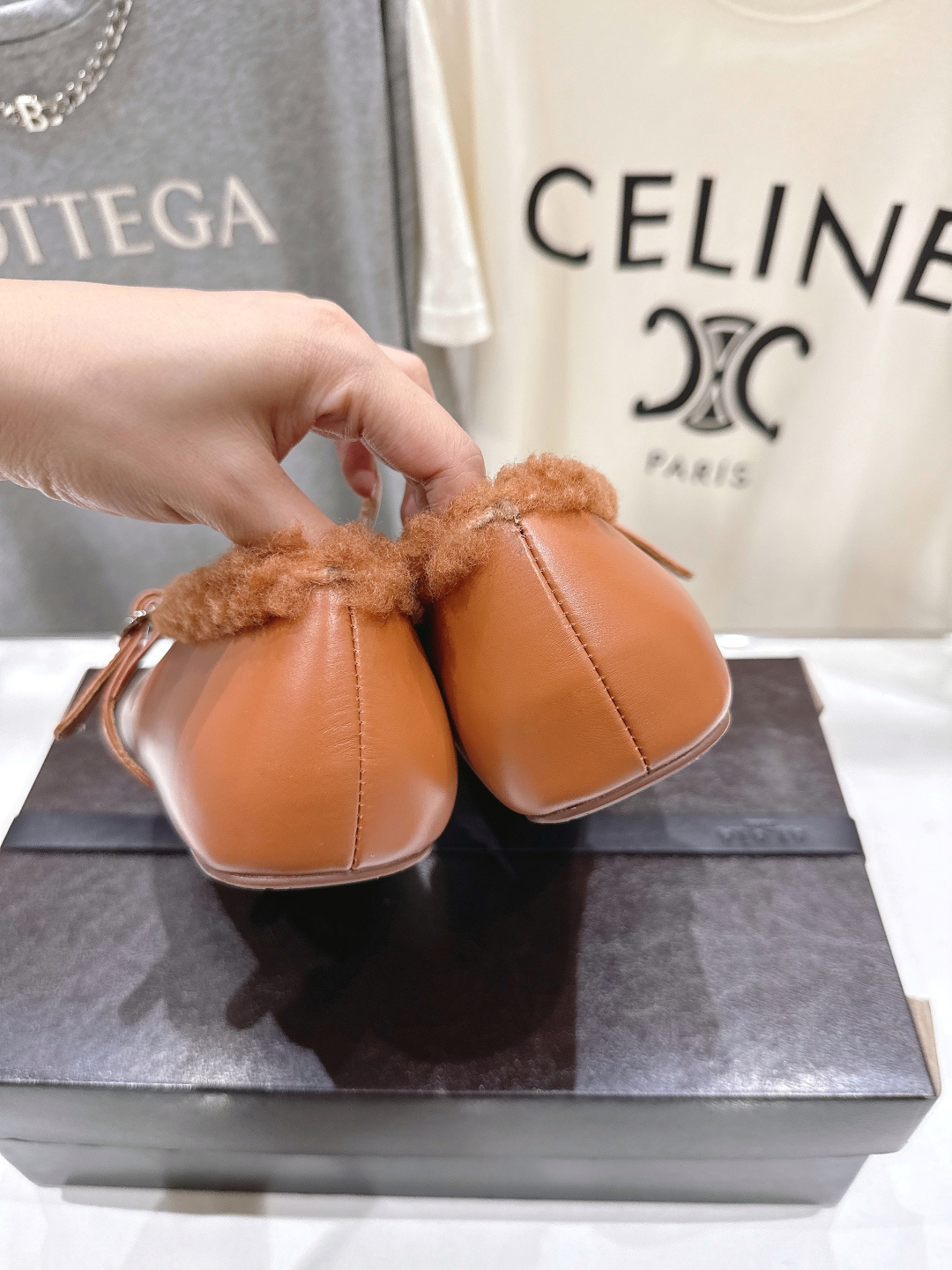 高版本出厂 毛里 独家新品 Alaia 阿莱亚25ss/秋冬走秀款平底羊毛里玛丽珍芭蕾舞鞋休闲鞋章小蕙同