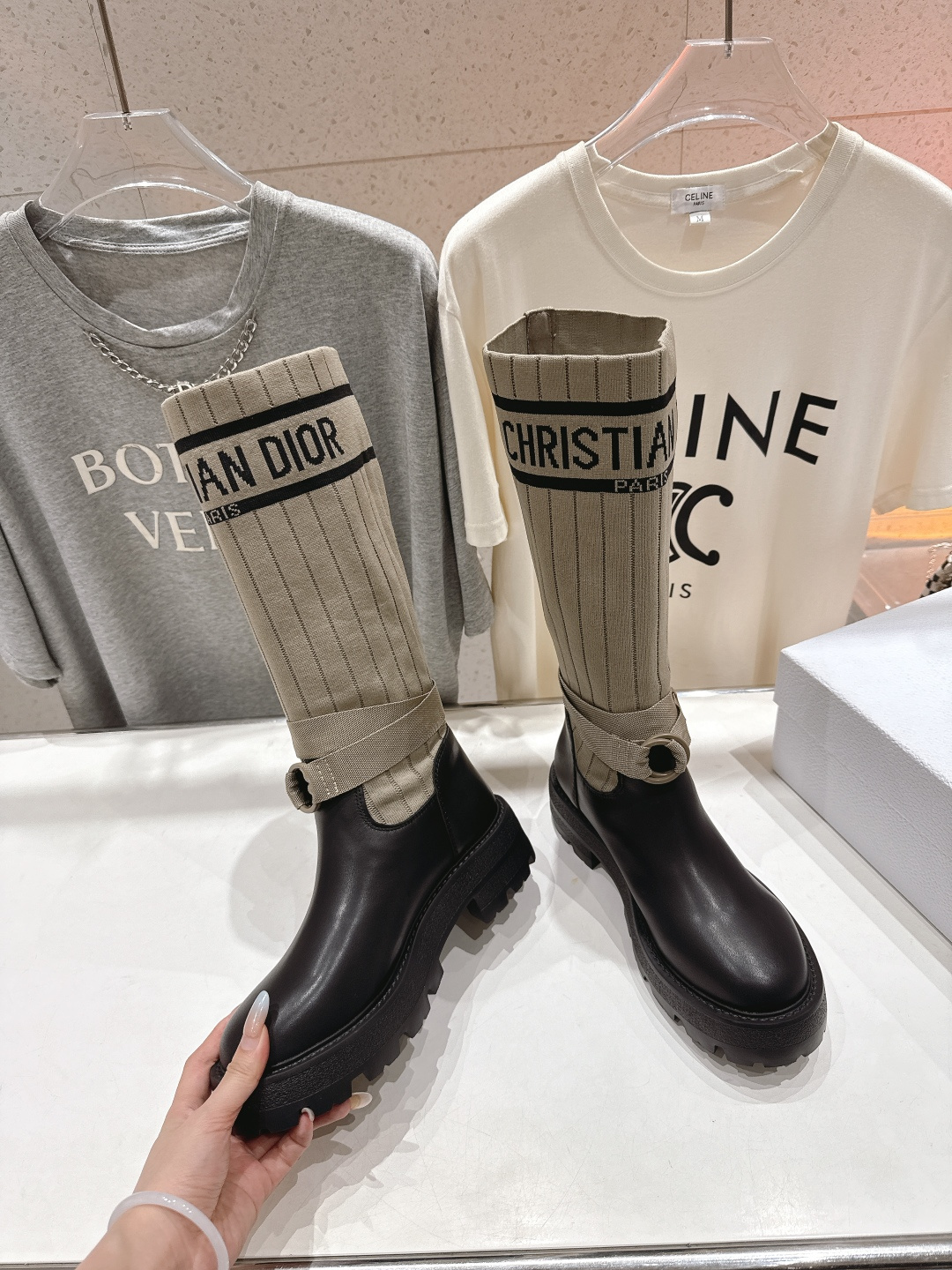高版本出厂 Dior*迪奥 D家F019 2025ss走秀款工装中筒靴 小红书爆款，各大明星网红的最爱～