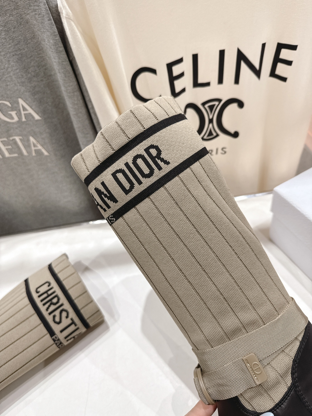 高版本出厂 Dior*迪奥 D家F019 2025ss走秀款工装中筒靴 小红书爆款，各大明星网红的最爱～