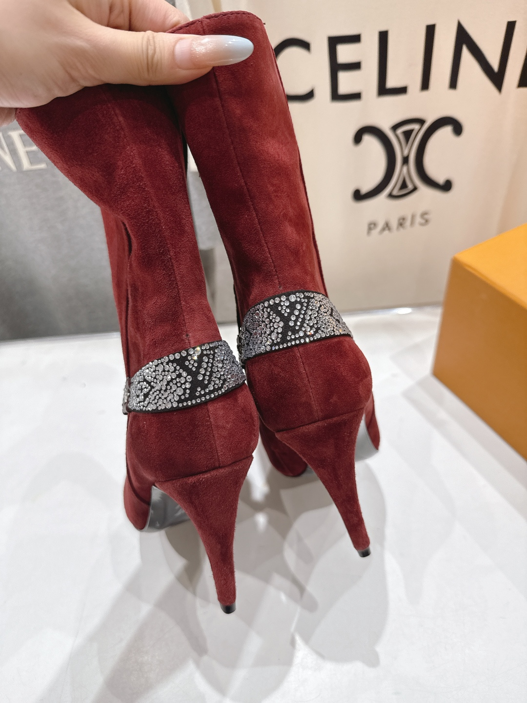 高版本出厂 LOUIS VUITTON 25ss LV驴牌秋冬新款高跟短靴楦型百搭瘦脚yyds.造型立体