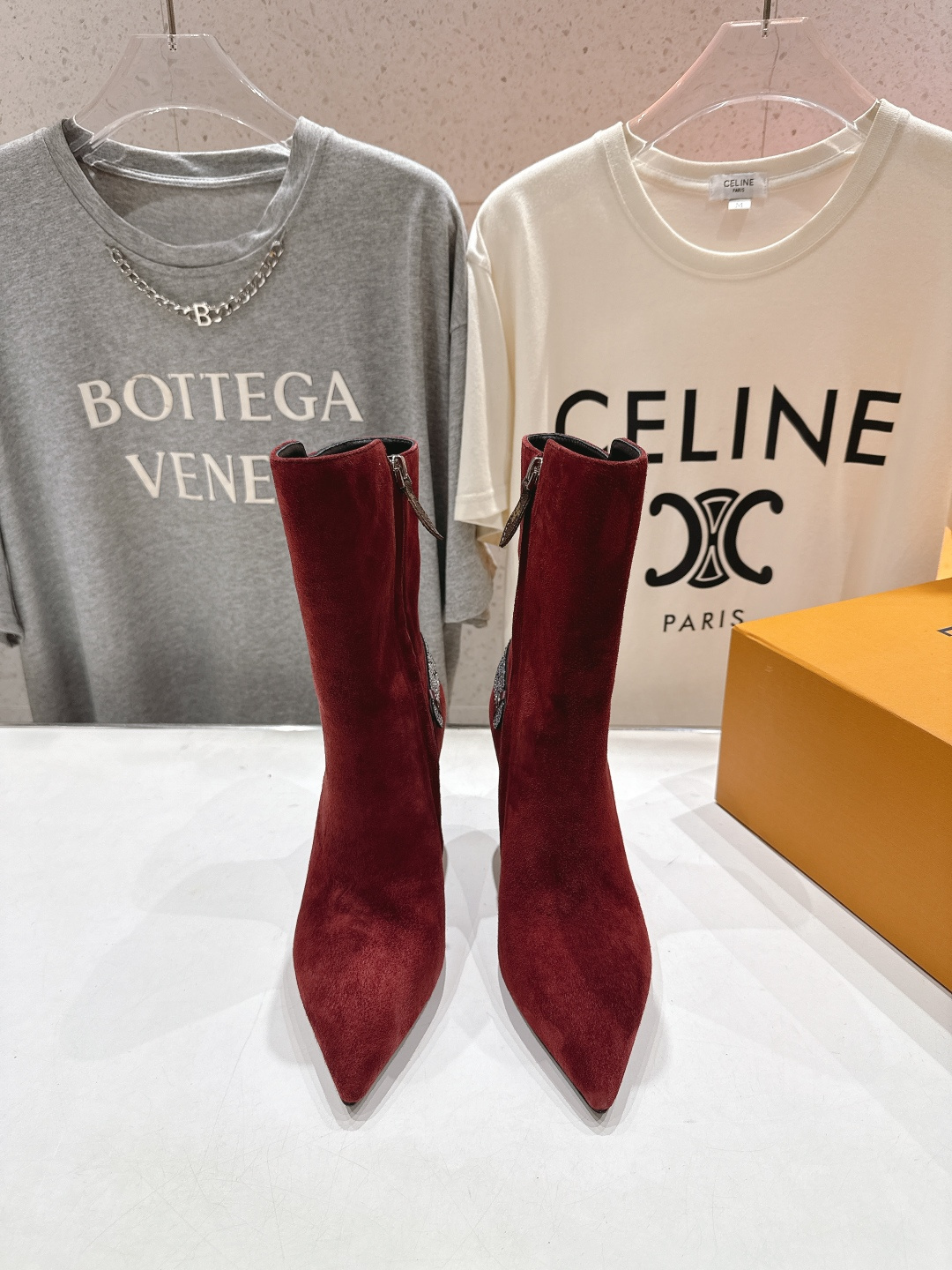 高版本出厂 LOUIS VUITTON 25ss LV驴牌秋冬新款高跟短靴楦型百搭瘦脚yyds.造型立体